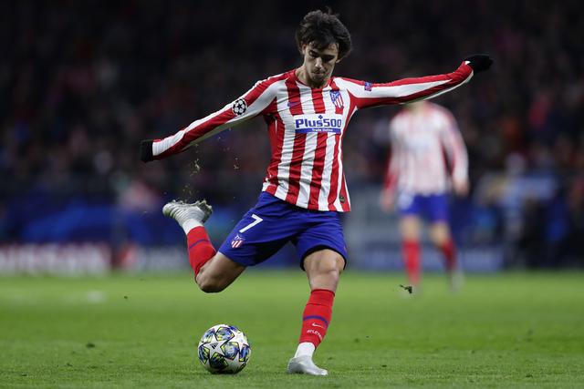 赛场上不容 赛场上不容